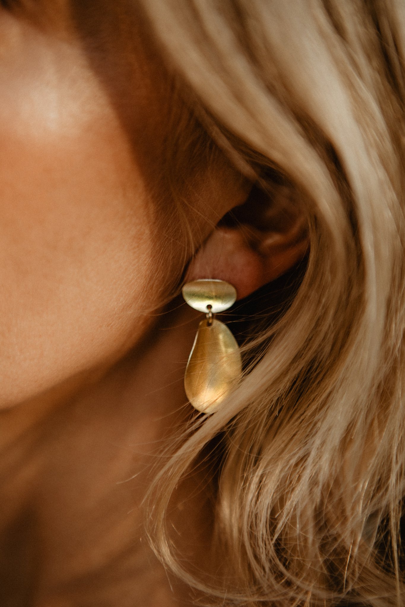 Silver Goldplated Stud Earrings - obrazek 2