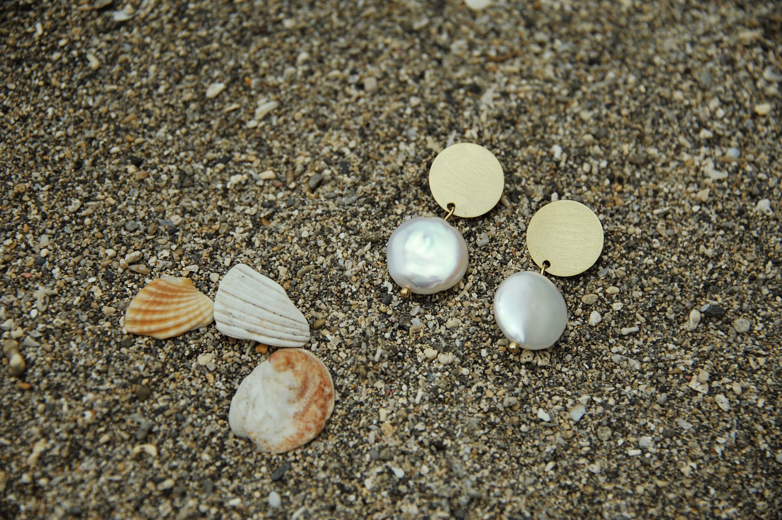 Silver Earrings with Keshi pearls - obrazek 3